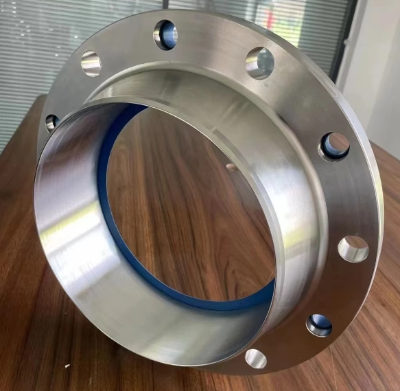 welded flange with neck